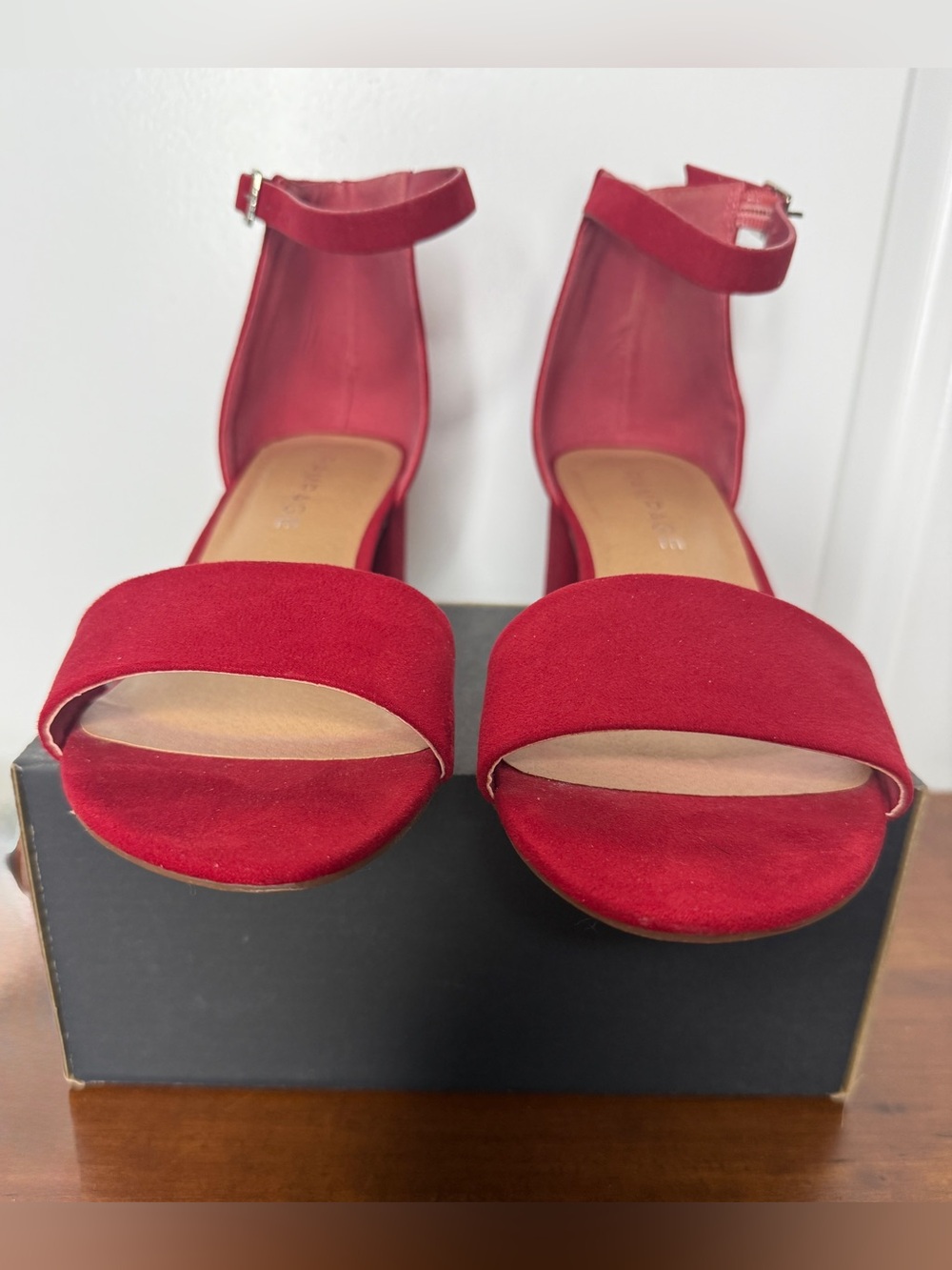 Rampage Red Suede Block Heel Sandals with Ankle Strap - Picture 4 of 10